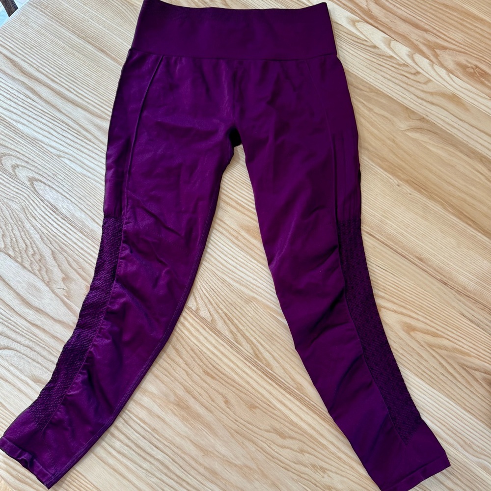 Fabletics Capri Leggings